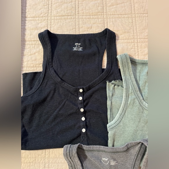 Lot of 5 AE/aerie Henley tanks - Picture 7 of 7